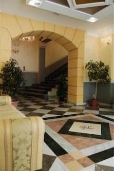 Columbia Hotel