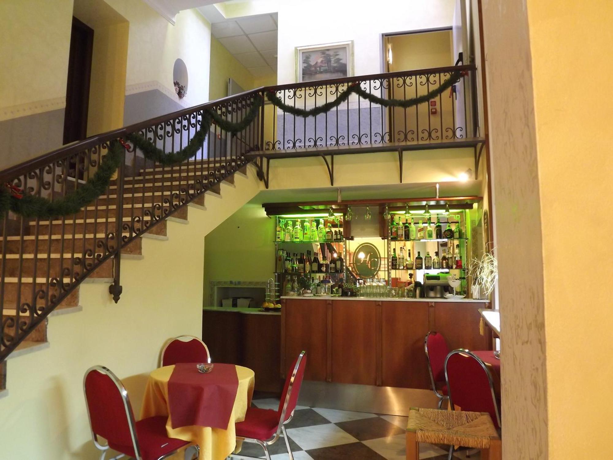 Hotel Columbia 2*