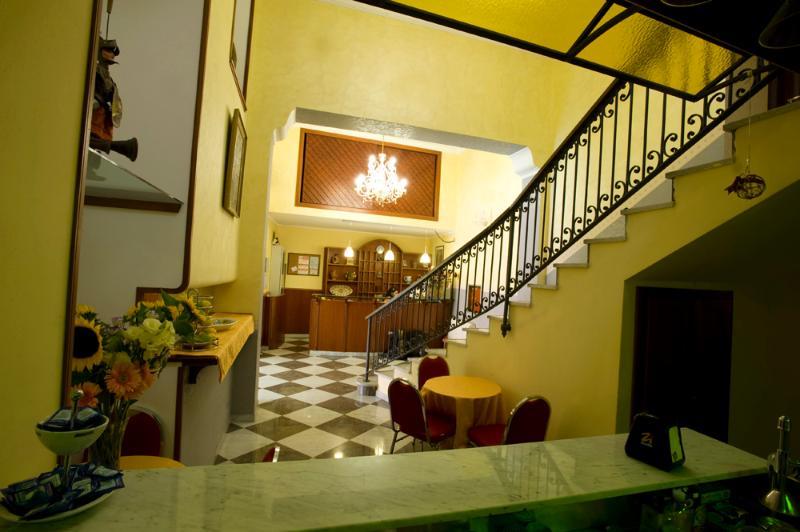 Hotel Columbia