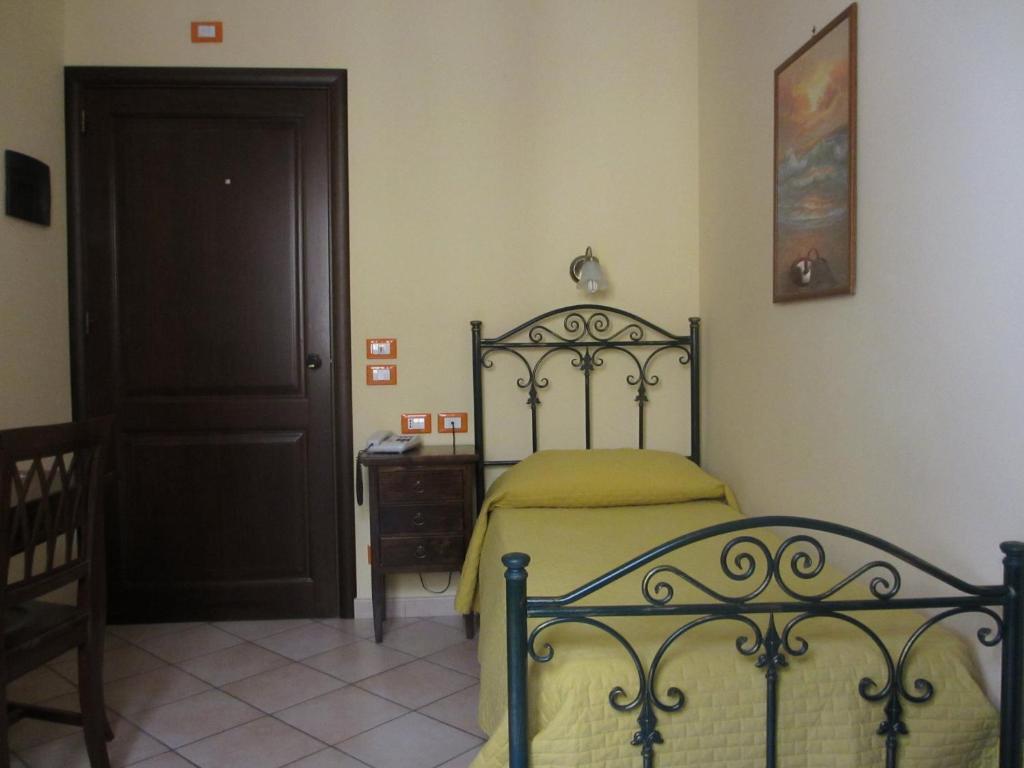 Hotel Columbia 2*